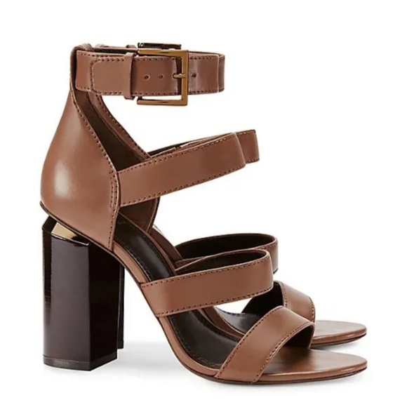 Tory Burch Shoes - TORY BURCH women’s Size 8 Jones Bistro Brown
Leather Pump 4” Heels preloved